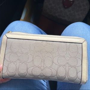 Coach wallet